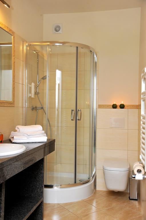 Hotel Sandro Silver & Spichlerz Antoniny ليشنو المظهر الخارجي الصورة