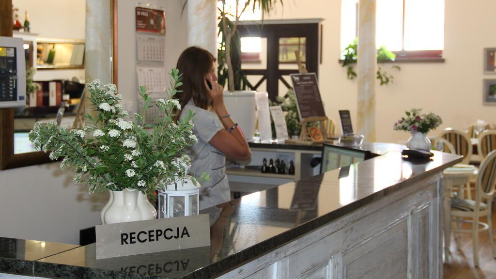 Hotel Sandro Silver & Spichlerz Antoniny ليشنو المظهر الخارجي الصورة